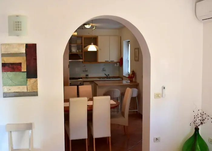 Apartment Take A Look