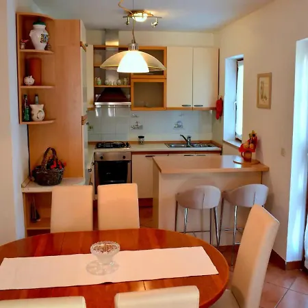 Apartment Take A Look Dajla Exterior photo